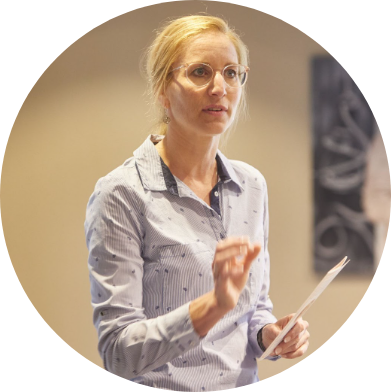 Dr. Anna Maria Schmidt
