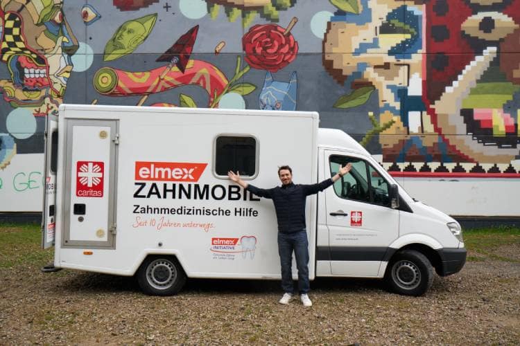 Elmex Zahnmobil Krankenwagen